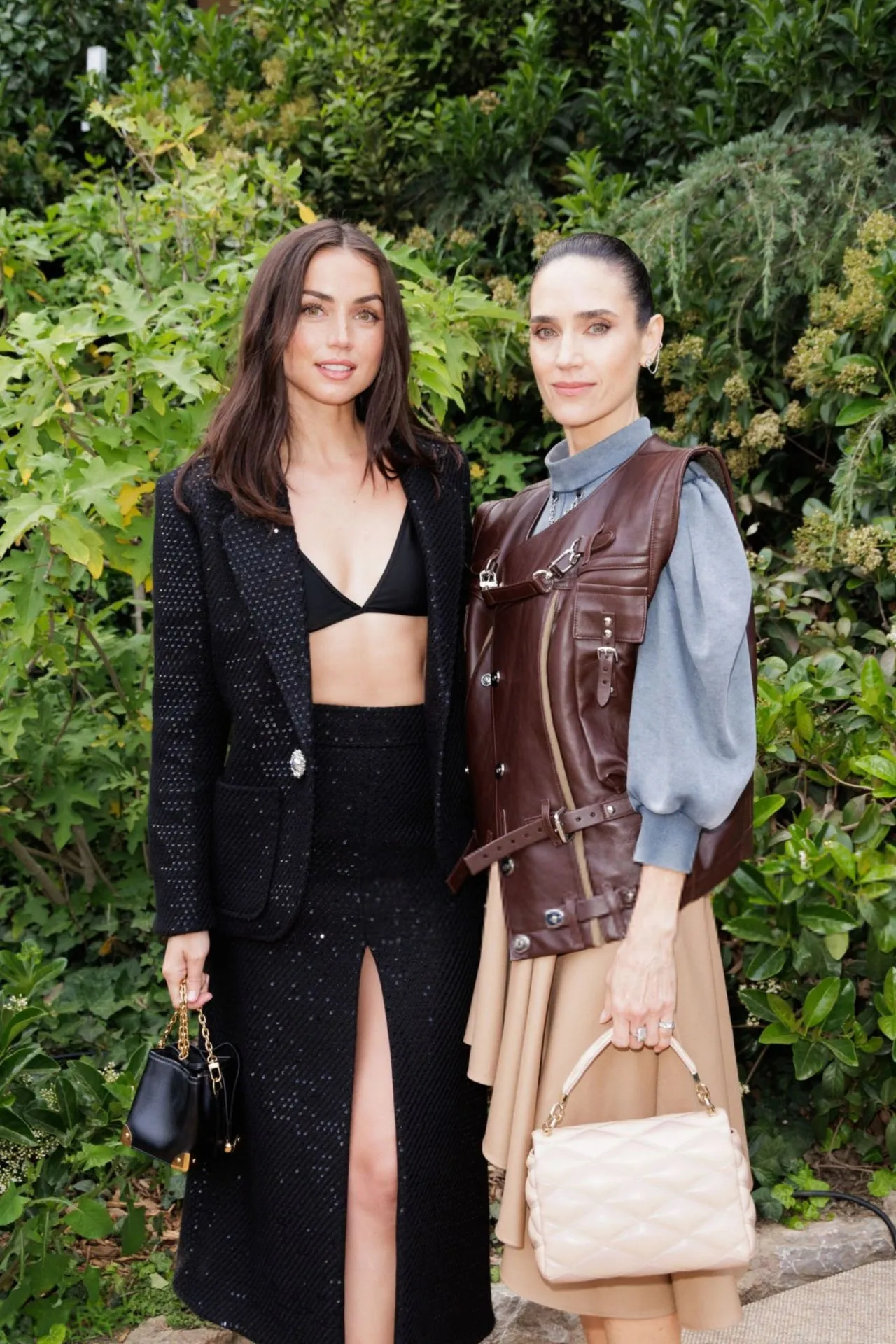 ANA DE ARMAS AT LOUIS VUITTON FASHION SHOW AT PARK GUELL IN BARCELONA4